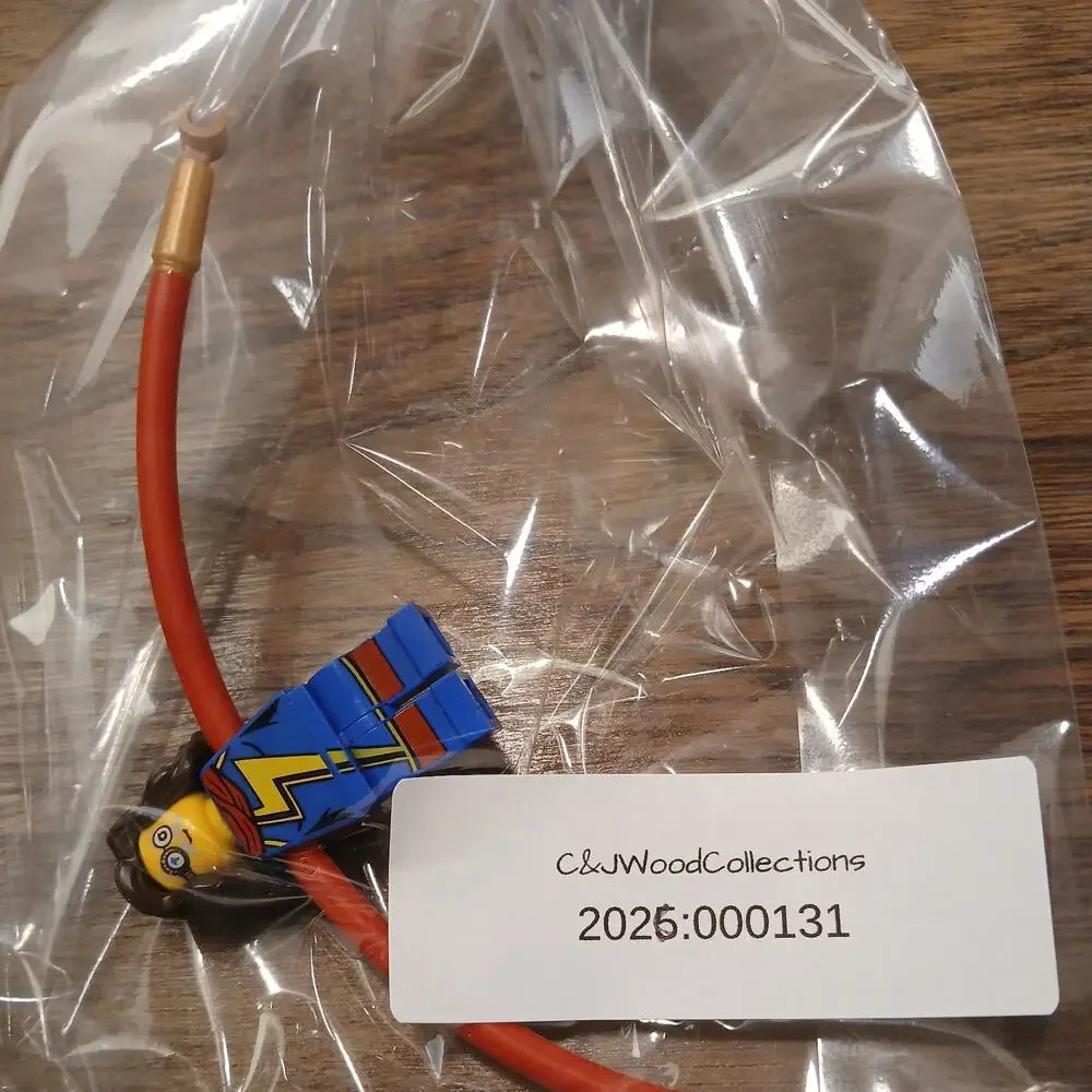 LEGO Ms. Marvel Minifigure Blue Suit Red Flexible Arms Lightning Bolt 1 Piece